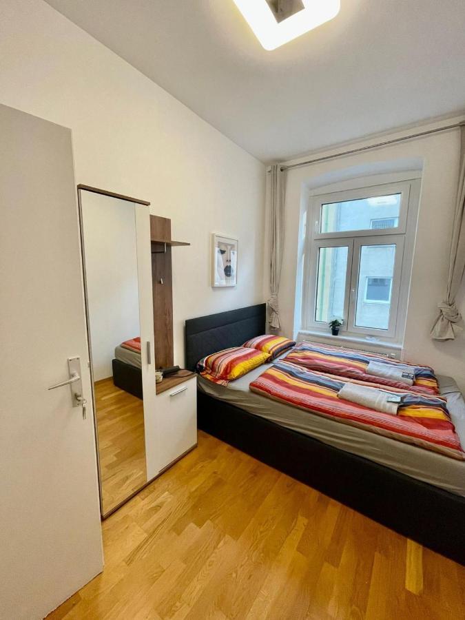 Апартаменти Deluxe Studio 3P Th Відень Екстер'єр фото